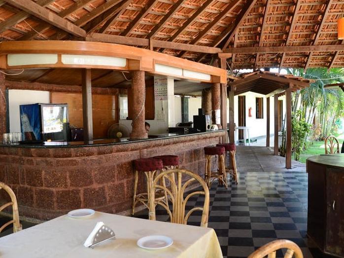 M N Resorts Baga Exterior photo