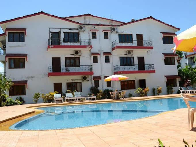 M N Resorts Baga Exterior photo